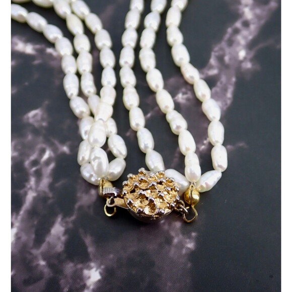 Genuine Fresh Water Rice White Pearls 3 Strand Necklace Box Clasp Vintage 24" - Picture 10 of 15